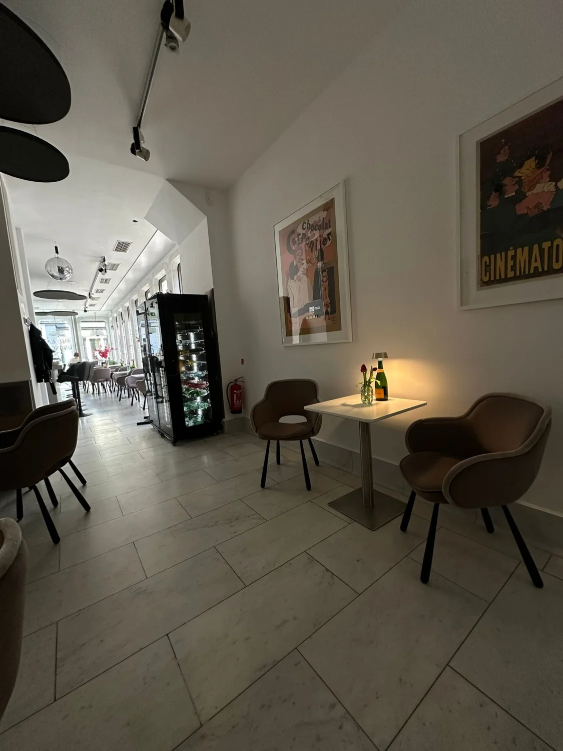 Art Café Orangerie - Café - innen