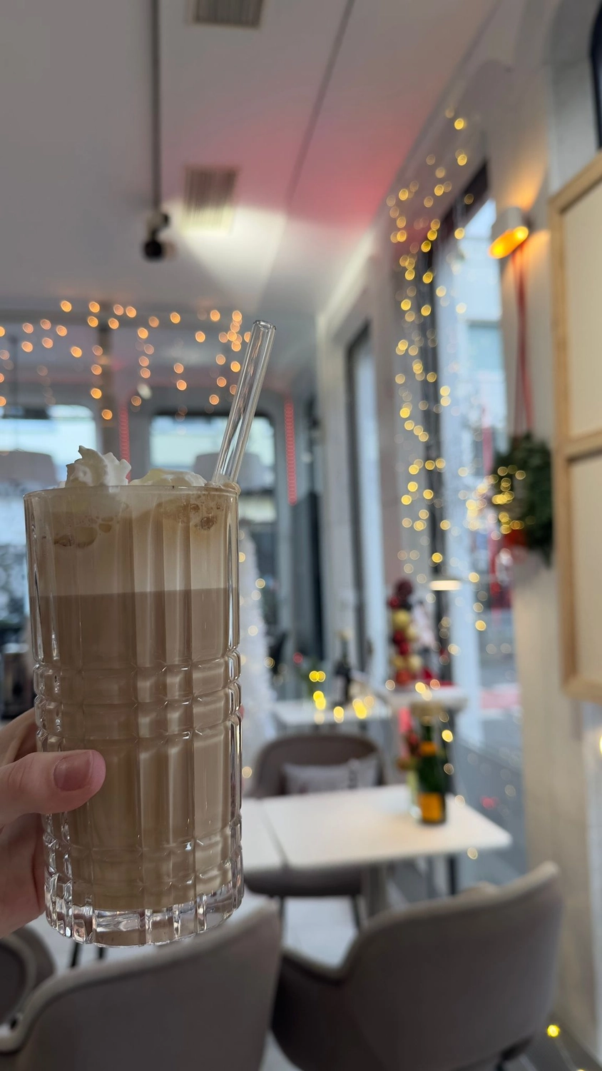 Art Café Orangerie - Café - innen